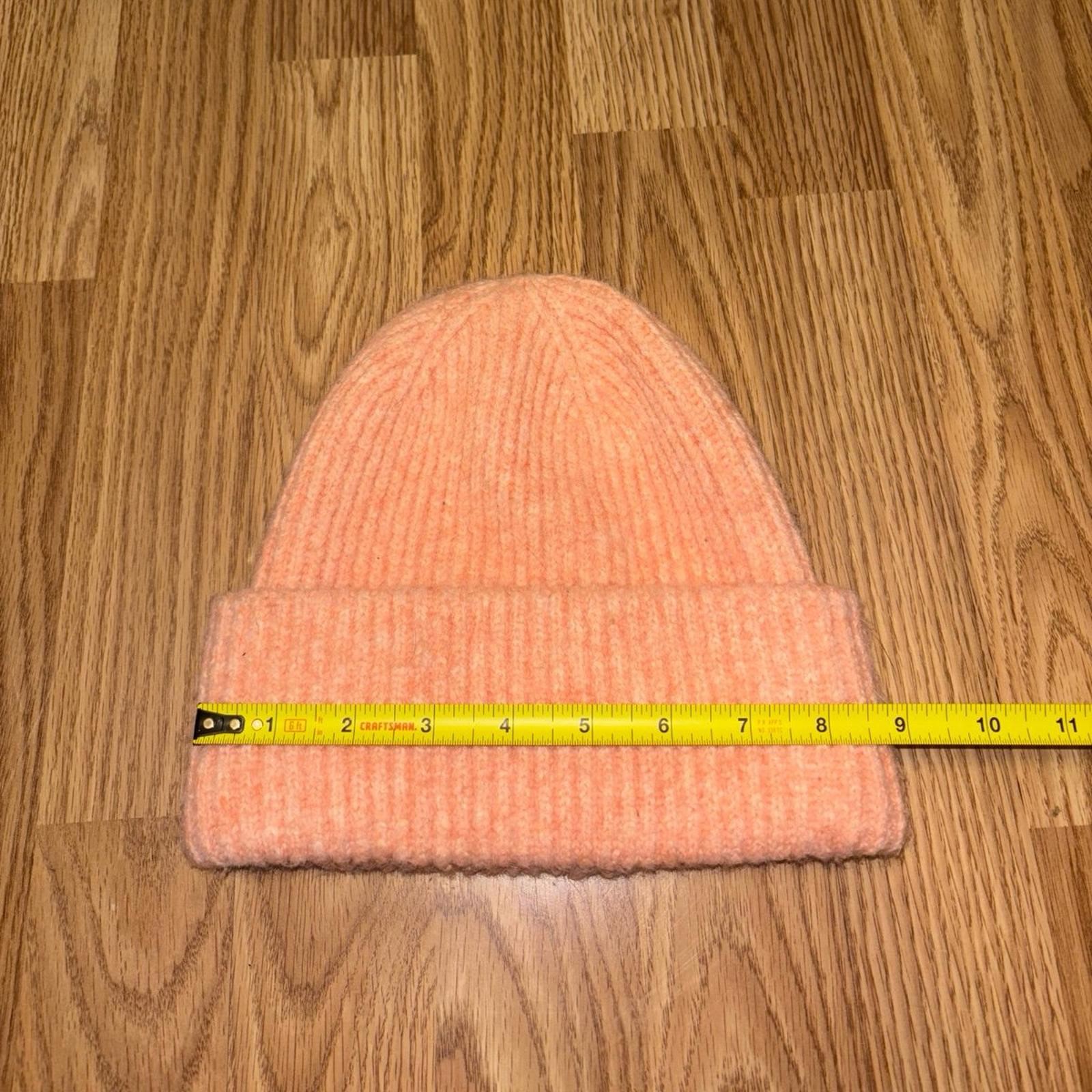 Universal Thread Beanie Hat - image 3