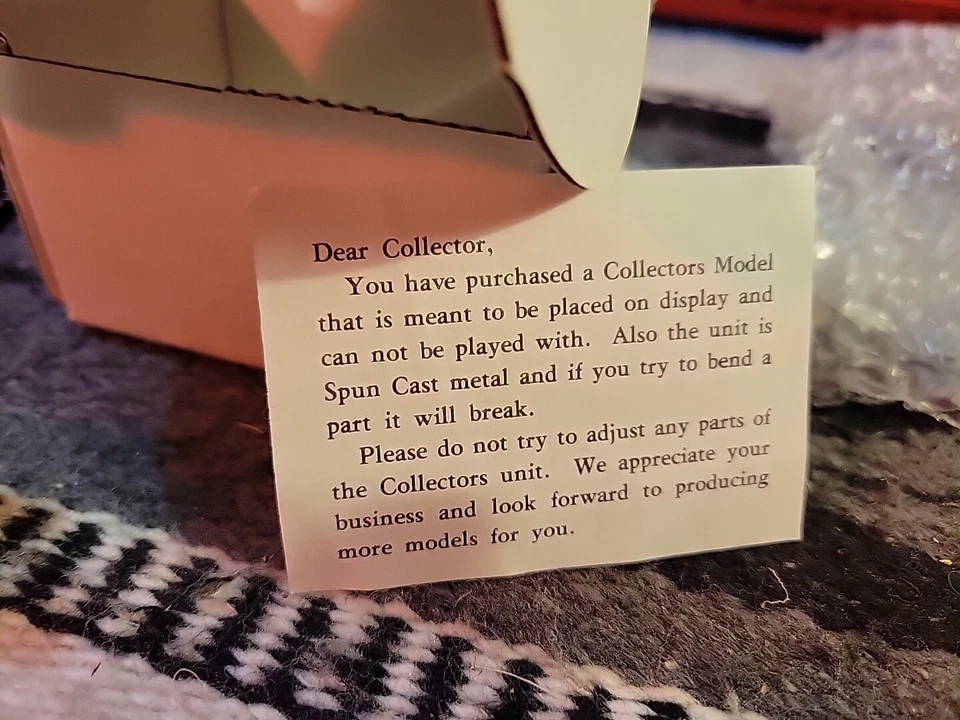 Allis Chalmers B On Steel 1/43 Diecast Farm Tractor Replica Collectible - Image 4 of 4