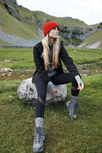 Beanie B508R Beechfield Elementi traspiranti resistenti al vento - Etichetta Tearaway - Foto 4 di 14