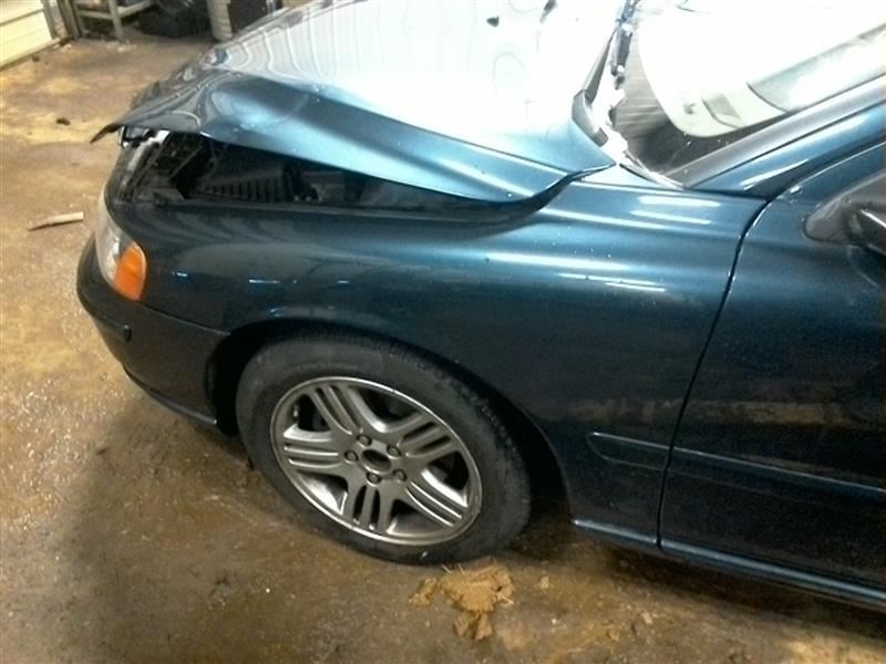Passenger Rear Knuckle/Stub Sedan FWD Fits 01-09 VOLVO 60 SERIES 