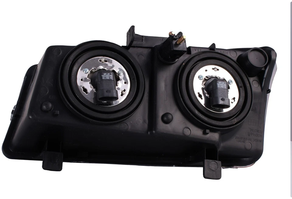 Conjunto de faróis Dorman compatível com a direita 2005-2006 Chevrolet Silverado 2500 HD - Imagem 4 de 4