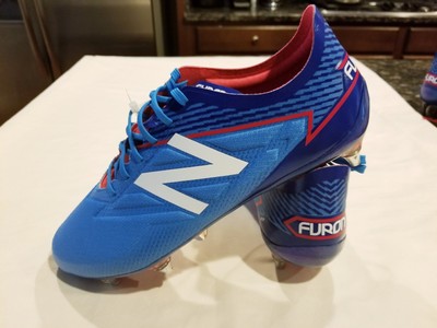 new balance soccer cleats mens