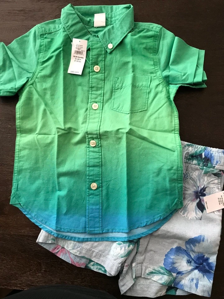 NUEVO CON ETIQUETAS Baby Gap 18 - 24M CONJUNTO DE ATUENDO Azul Pantalones Cortos Verde Algodón Camisa Abotonada NUEVO  Foto 2 de 4