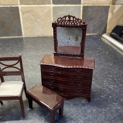 Kleeware dolls house furniture bundle 1/12 scale - Picture 4 of 8