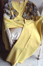 1971 EMMA SOMERSET - 2-teiliges gelbes Krepp/Voile-Borte - Culotte Outfit EIN BESITZER