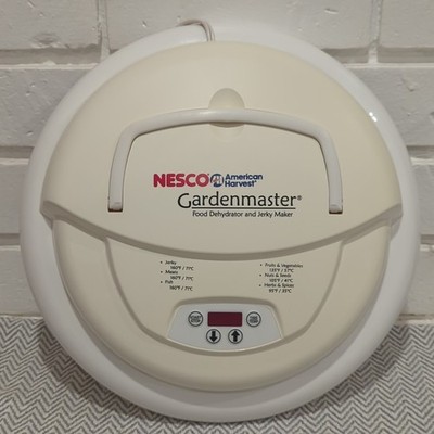 Déshydrateur Alimentaire NESCO Gardenmaster FD-1010 - Neuf, Boîte Abîmée, 2 Plateaux