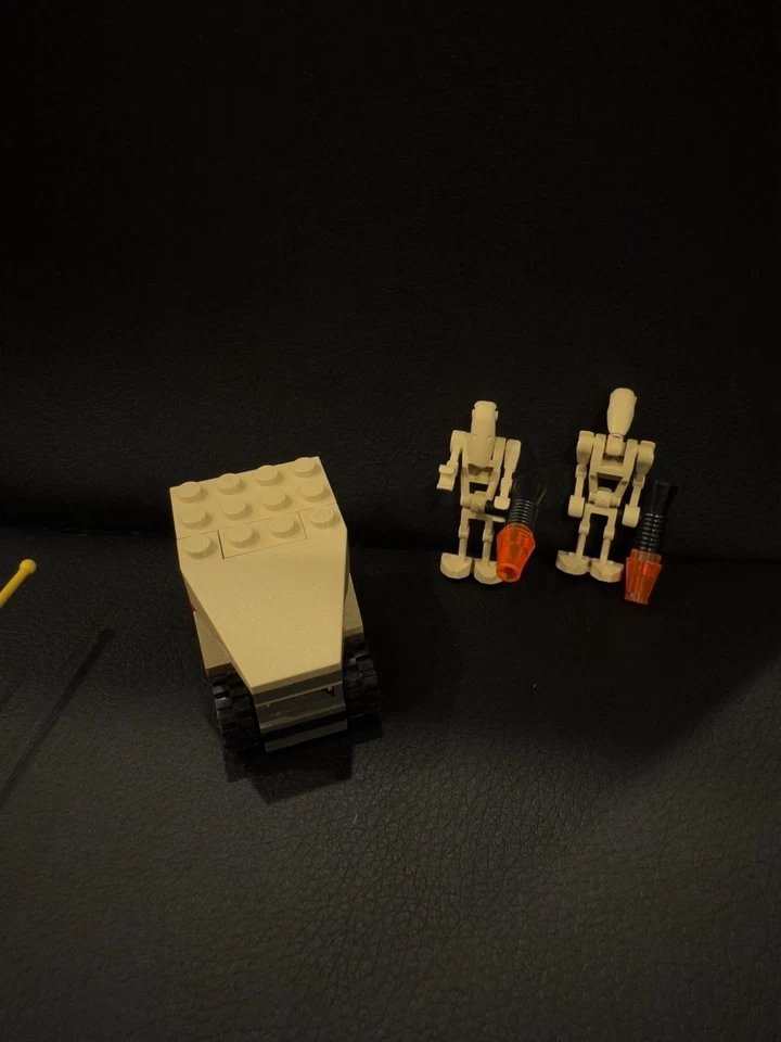 Lego 7141 Star Wars NABOO FIGHTER Complete - Image 2 of 4