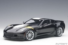 AUTO art 71273 1 18 Chevrolet Corvette (C7) Grand Sport (Black White Stripe) Yel