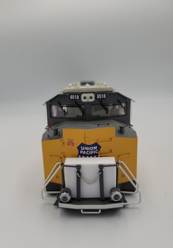 Carcasa locomotora diésel Lionel 2433031-2 calibre O Union Pacific SD70ACe #8518 | Condition: Used