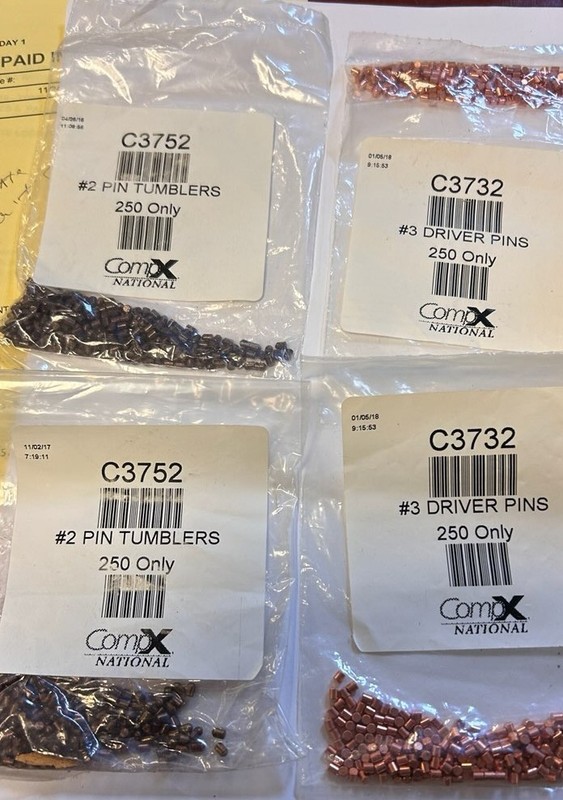 Pinning rekeying pins Locksmith  closed