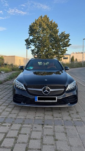 Mercedes C-Klasse 220 DTI Modell 2019, 98.000 km, 194 PS, gepflegt, unfallfrei