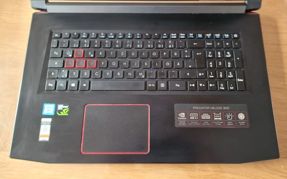 Acer Predator Helios 300 PH317-52-720Y Gaming Laptop 17 Zoll - top Zustand - Bild 4 von 4