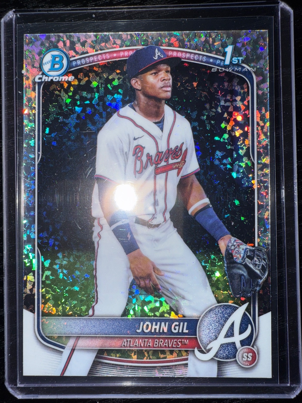 JOHN GIL 2025 Bowman Chrome #BCP-172 Braves 1st Silver Mini Diamond Refractor
