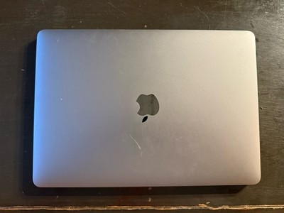 2019 Apple MacBook Pro 13'' Touch Bar Core i5 8GB Ram 256GB SSD Space Gray