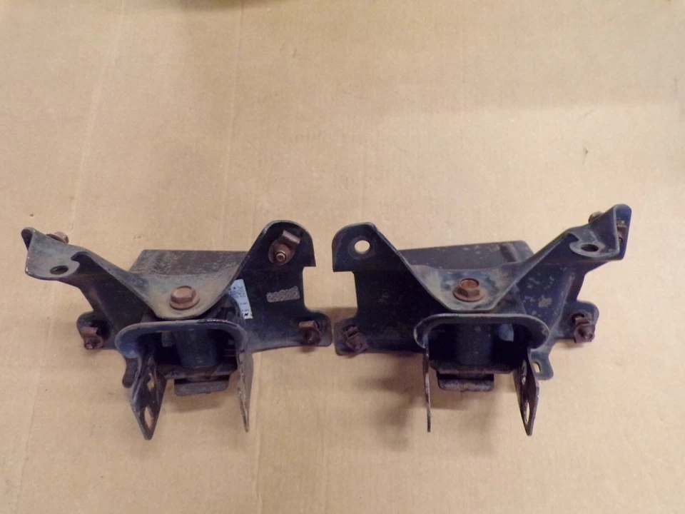 2008 chevy silverado 1500 conjunto de suporte de para-choque dianteiro 2007-2013 - Imagem 4 de 4