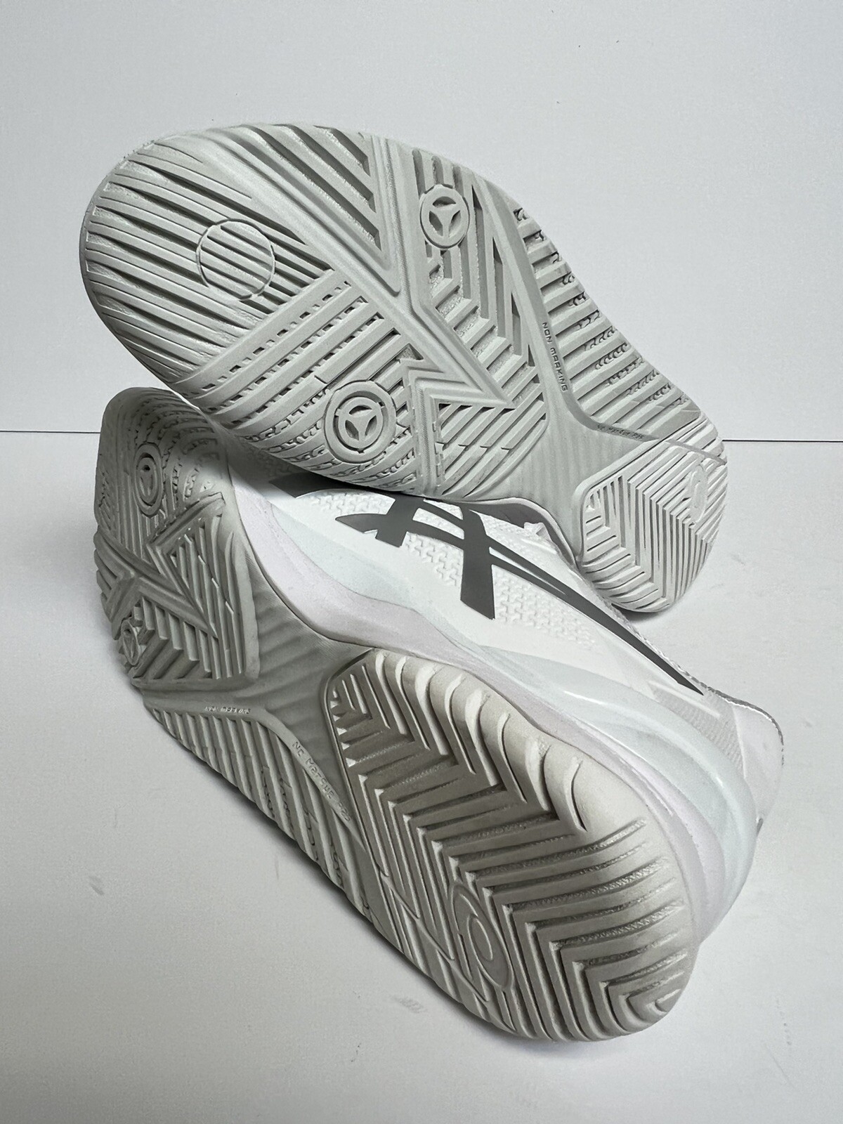 asics gel resolution 5 womens