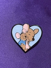 Kanga & Roo - Winnie The Pooh Hug Heart Blind Box Pin - NEW
