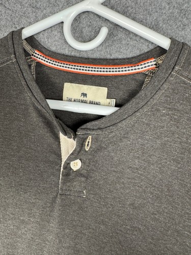 Camisa para hombre The Normal Brand Puremeso Henley gris medio manga larga - Imagen 2 de 7