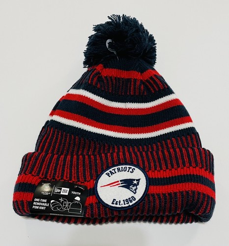 Red Beanie Hat Cap w/ Pom NWT NFL 