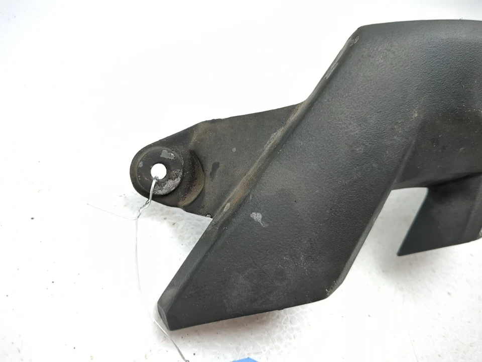 Painel superior do farol direito 09-20 Yamaha Vmax 1700 VMX17 2S3-23131-00 - Imagem 2 de 4