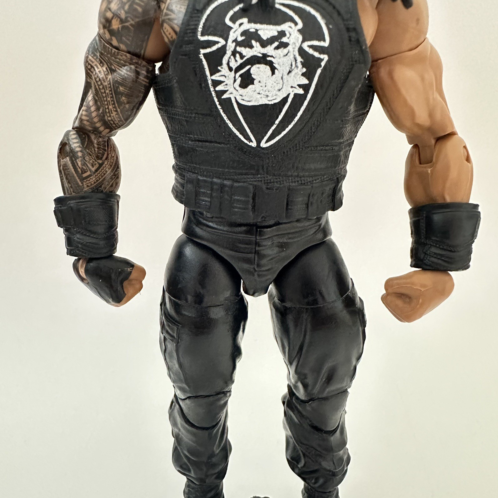 Roman Reigns WWE Mattel Elite Series 84 Wrestling Figure WWF Bloodline image 4
