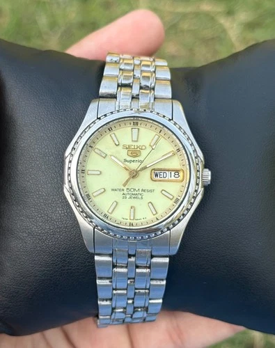 Vintage Seiko 5 Superior Automatic Men's Watch Day/Date Japan