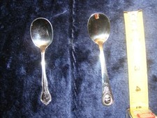 2 oneida baby food spoons gerber  toddletime 60's 70's style vintage
