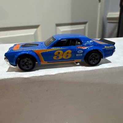 HOT WHEELS 68 MERCURY COUGAR