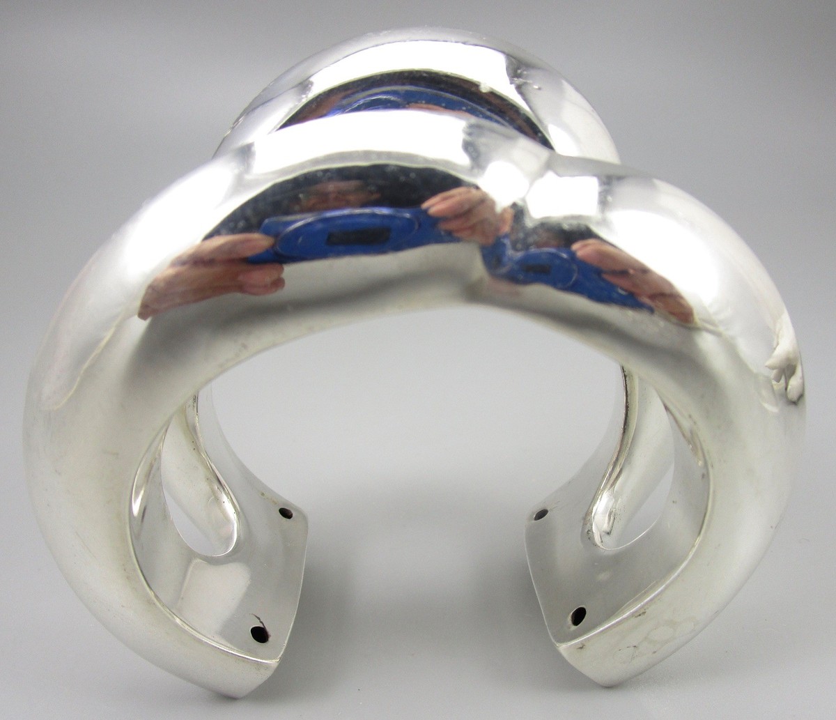 MONUMENTAL PATRICIA VON MUSULIN STERLING SILVER CUFF BRACELET 230G View 5