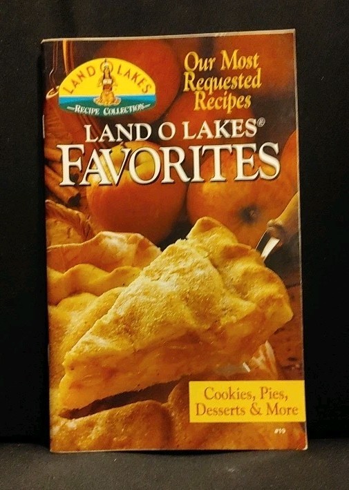 Vintage 1994 Land O Lakes Favorites Cookie Pies Desserts Cookbook Paperback