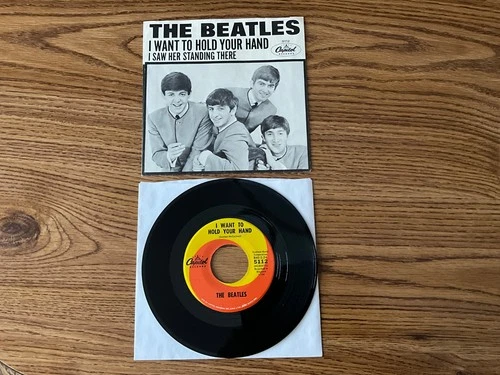 The Beatles 'I Want To Hold Your Hand' original 1964 7" picture sleeve vg+ cond