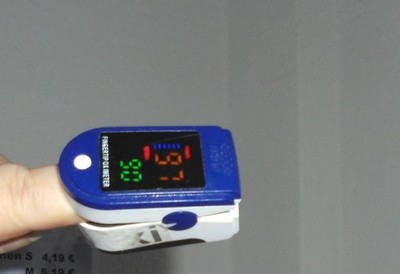 Puls-Oximeter,Sauerstoffgehalt Blut+Puls am Fing.mess.Kaum genutzt!/Weihn.versch