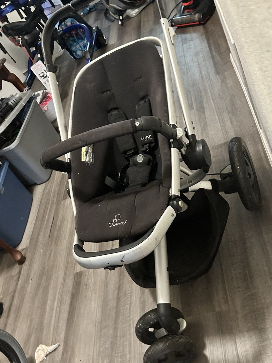 Quinny Strollers Quinny Buzz Xtra Rocking Black Quinny Buzz Xtra - Main Image