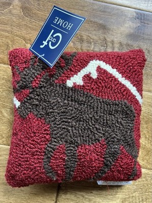 NEW C & F Moose Pillow Loop Rug Style Red Brown 8 X 8