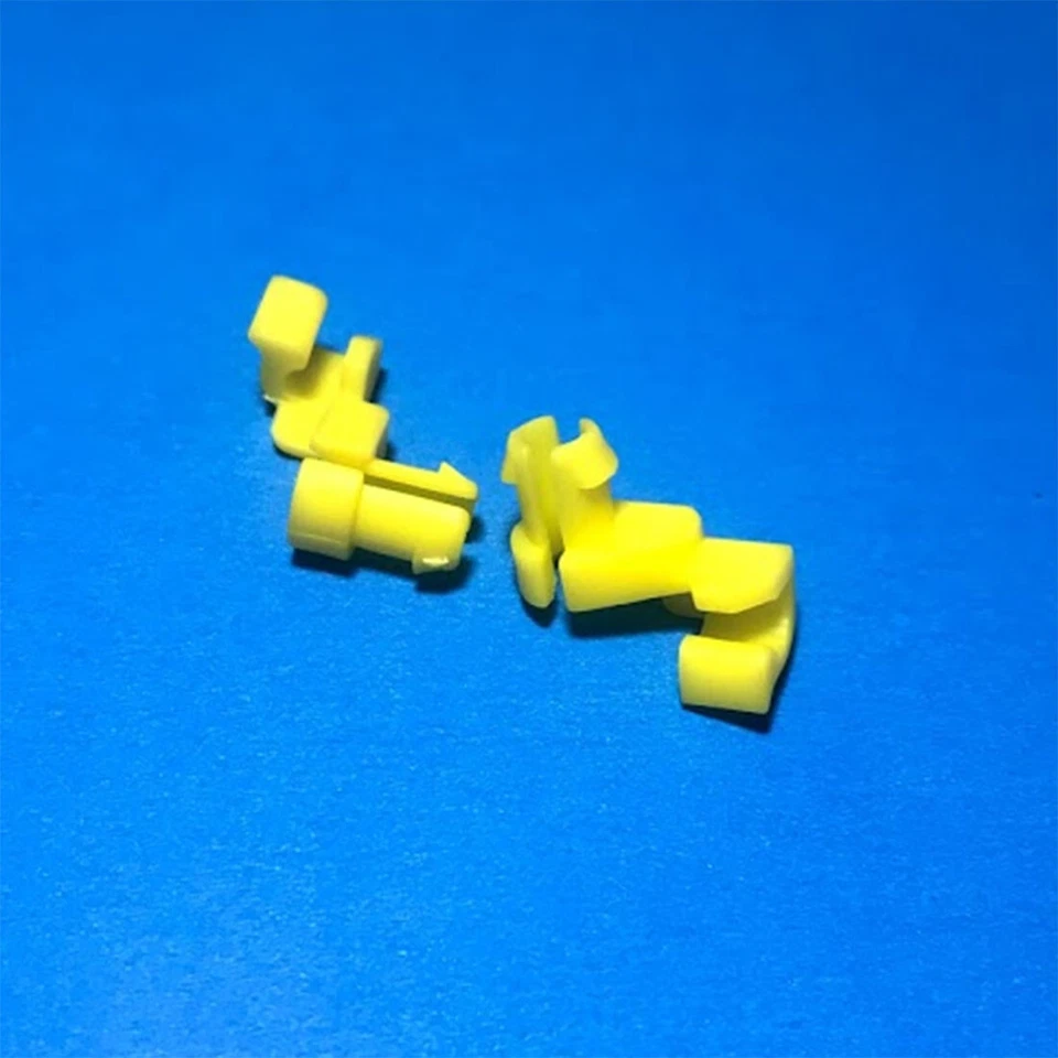 Snap Front Door Outside Handle Clip For Toyota Highlander Camry Yaris MR2 More - Image 2 of 2