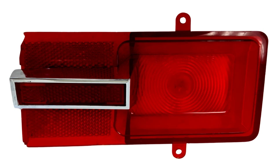 Dodge 330 440 1963 camioneta luz trasera derecha lámpara lente 2422720 nuevo de stock Foto 2 de 4