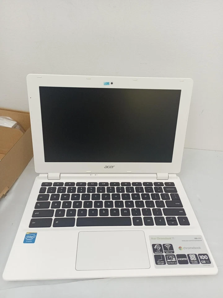 Acer Chromebook, 11.6-Inch, CB3-111-C670 (Intel Celeron, 2GB, 16GB SSD, White). - Image 3 of 4