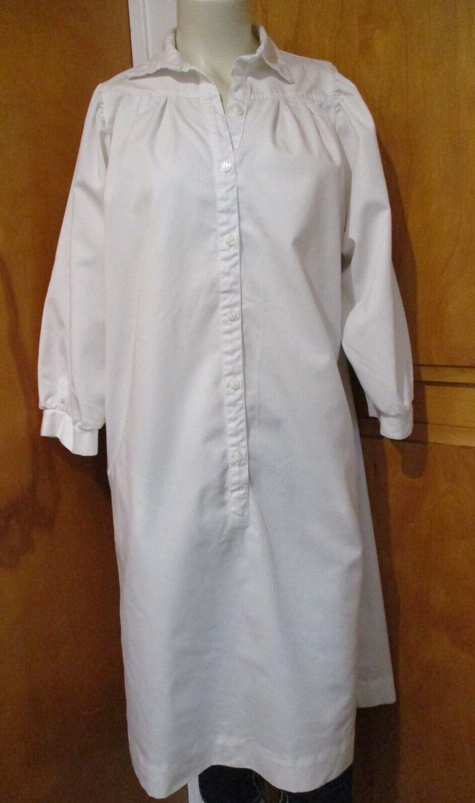 Vintage White Swan Uniforms nurse dress 60's 70's Hor… Gem