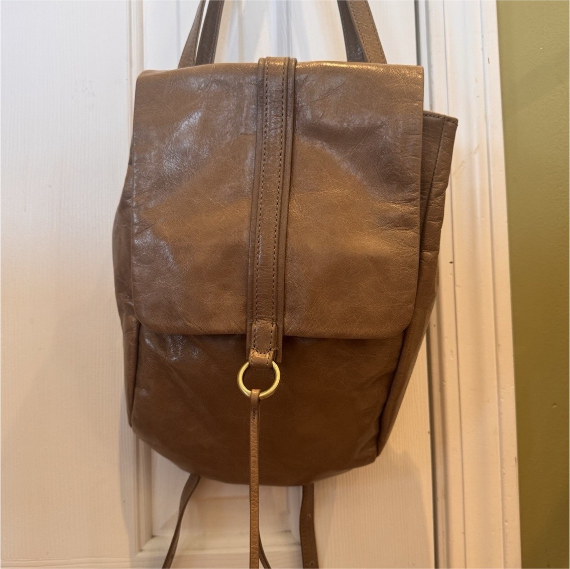 Hobo Beige Leather Backpack Ring & Strap Accents Distressed 