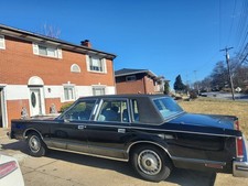 1984 Lincoln Town Car for Sale
