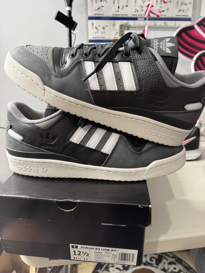 SZ:12.5M Adidas Forum 84 Low ADV Carbon Crystal White VNDS, With Box - Image 3 of 4