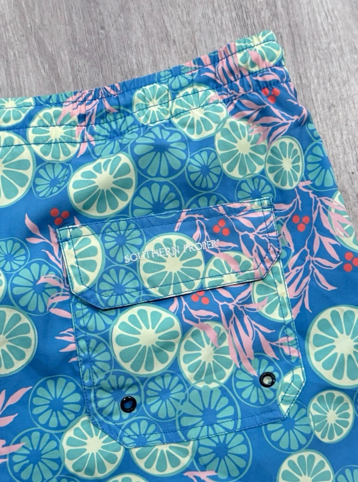 Southern Proper Men's Large Lined Swim Trunks Shorts 5'' Inseam Blue Floral - Image 2 of 4