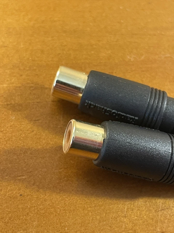 RadioShack  Cable Stereo Y Adapter. Male To (2) Female 6 inch B1 - Image 2 of 4