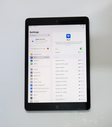 Apple iPad 7. Gen (2019) 10,2" Wi-Fi 128GB - Space Grau (A2197) Guter Zustand - Bild 4 von 7