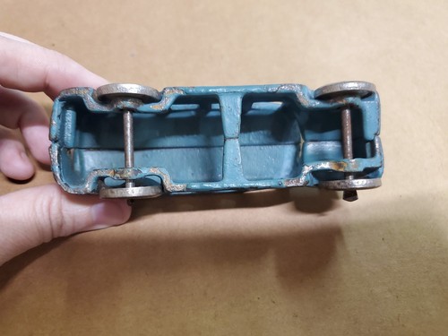 Vtg 1920S A.C. Williams Cast Iron Blue Tour Bus W/ Metal Wheels 5 Windows 4 1/2" - Picture 9 of 10