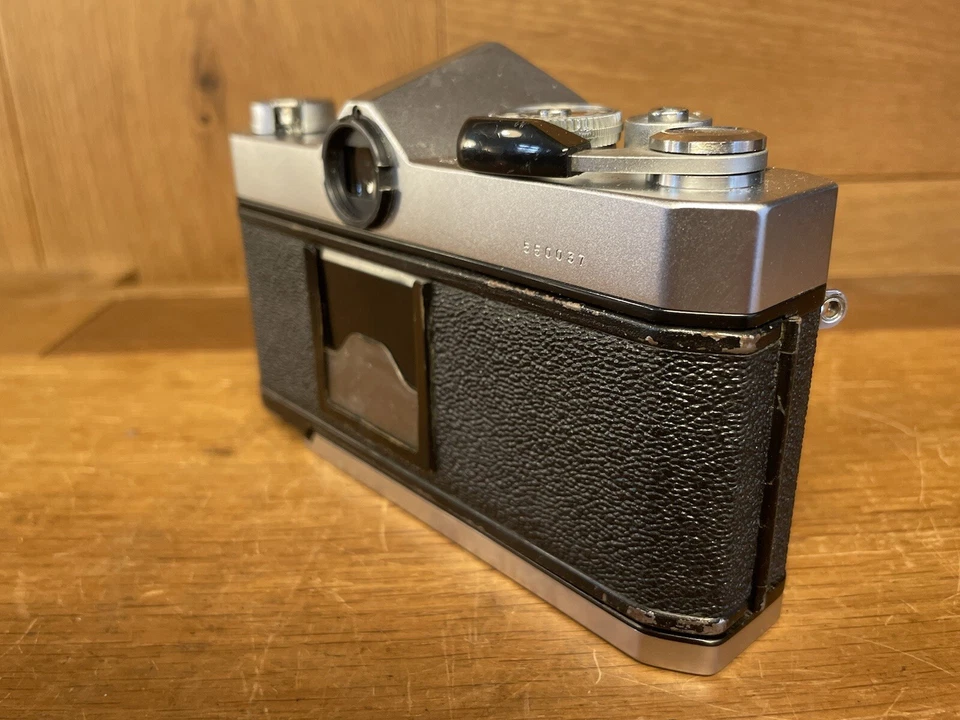 *Exc+5* Cámara fotográfica Konica Autoreflex T3 modelo antiguo Hexanon AR 50 mm F/1,7/JPN Foto 4 de 4