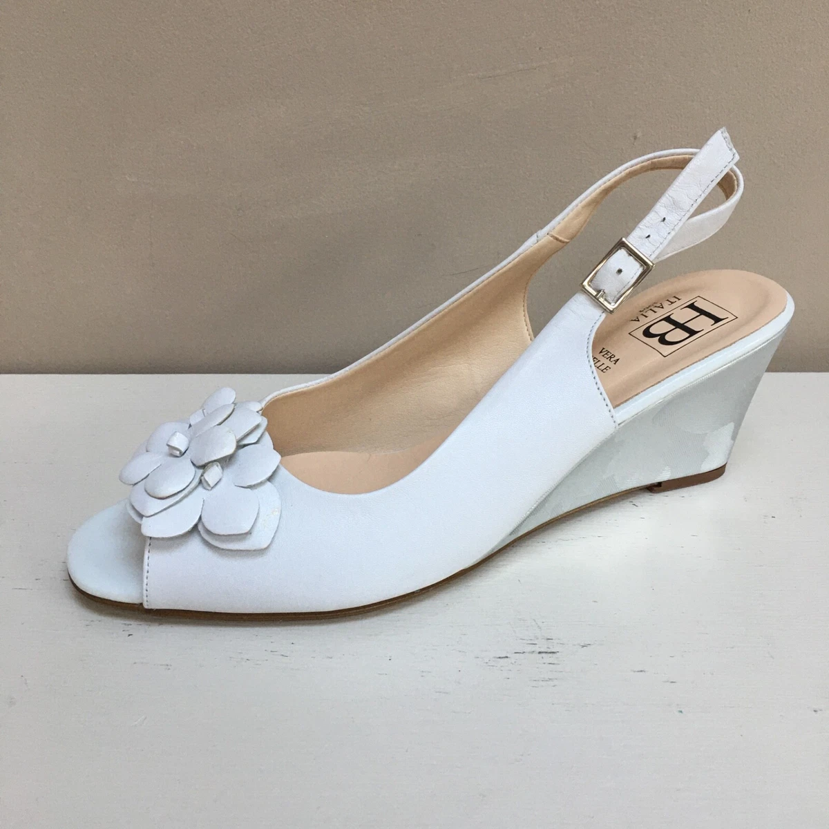 White silver store wedges