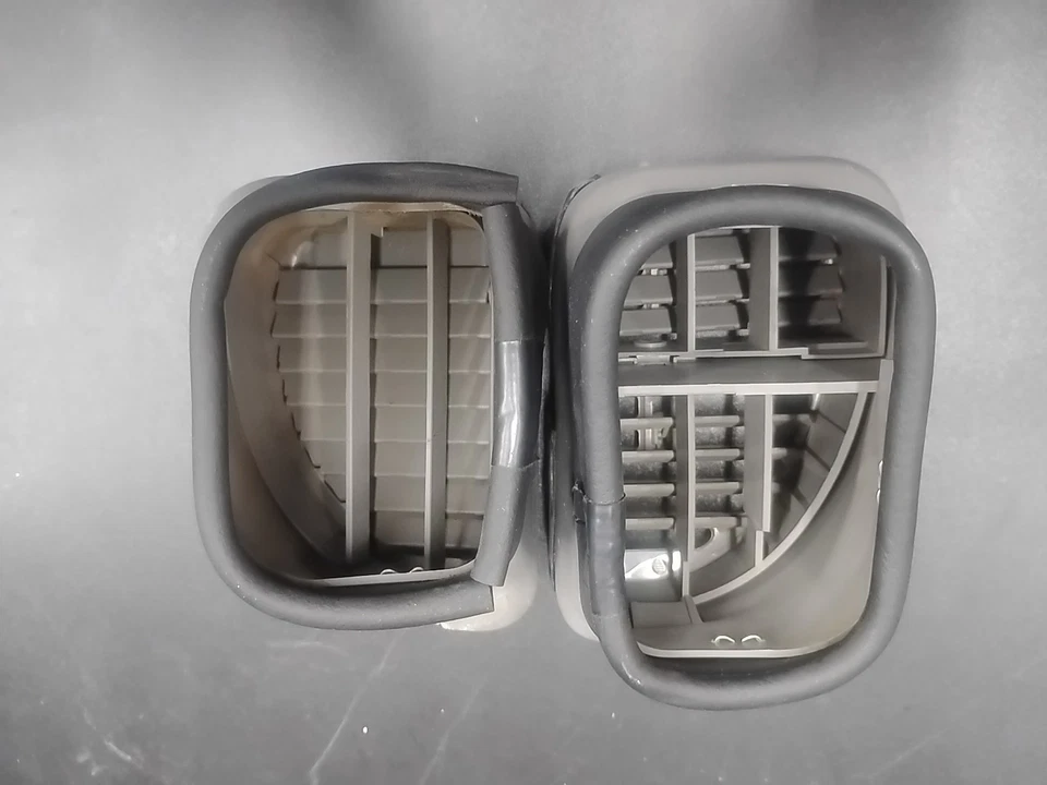 CHEVY SUBURBAN SILVERADO GMC TRUCK DASH DRIVERS LH SIDE AIR VENT SET GRAY 95-99 - Image 3 of 4