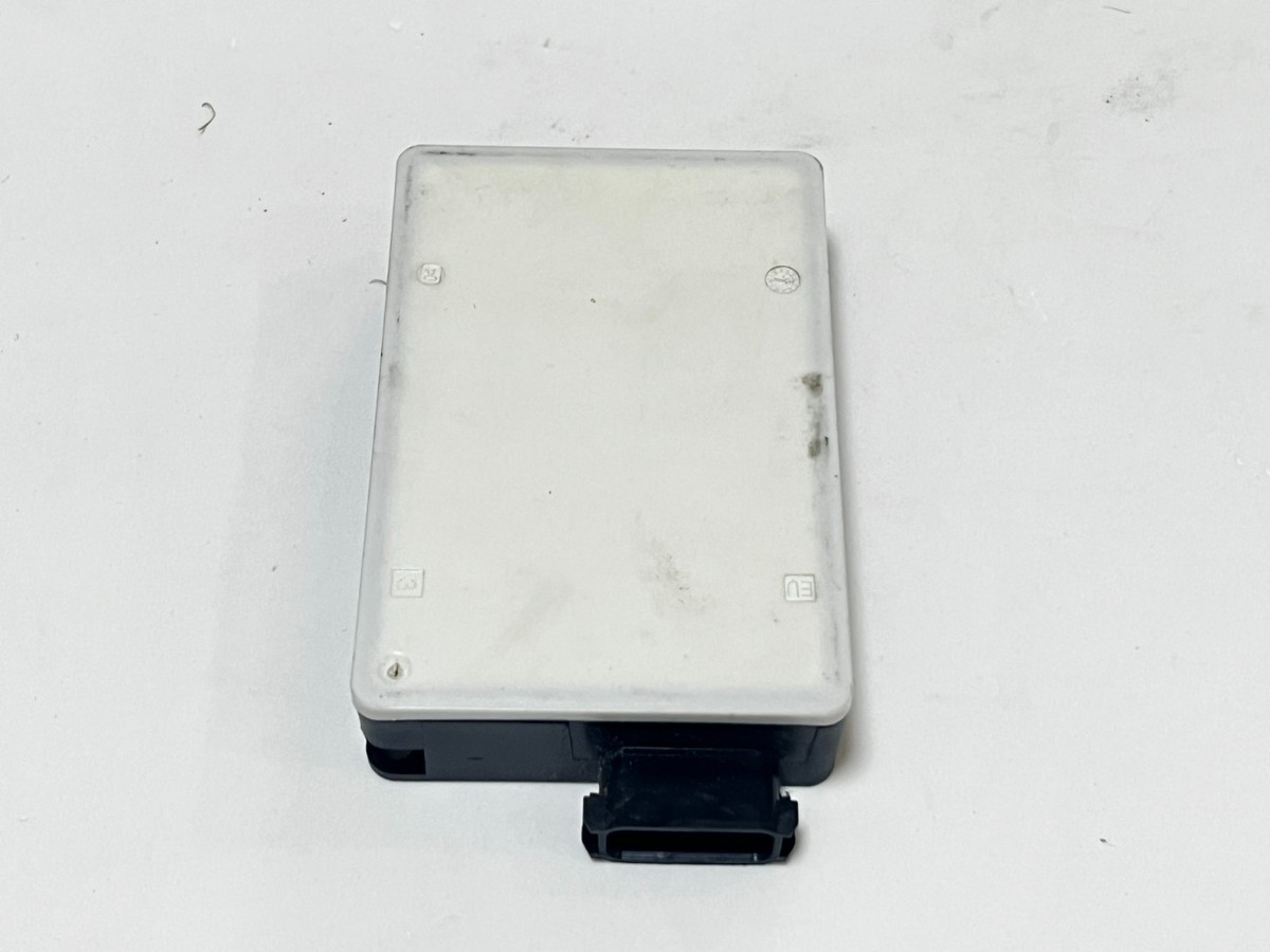 Used Mercedes Radar Blind Spot Sensor Module A0009055701 – OEM Cruise Control Unit