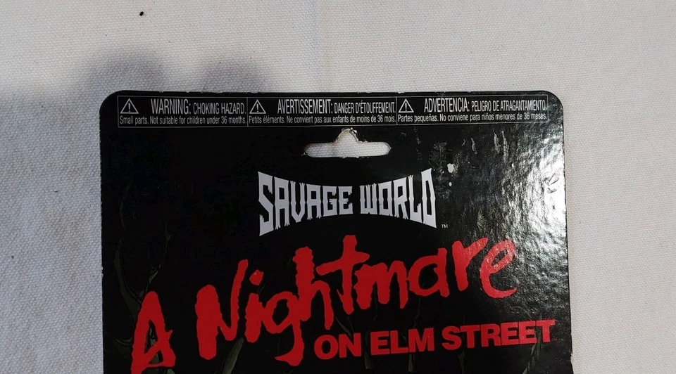 Figura de acción Funko Savage World Freddie Kruger Pesadilla en Elm Street Foto 2 de 4